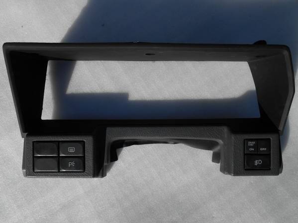 Ｆ３１　前期　ハザード　フォグ　デフォッガ　メーター枠