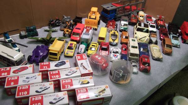 Ａ５２　ミニカー　色々　大量