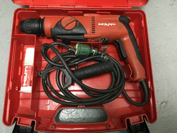 中古　HILTI コード式ハンマードリル　TE2-M