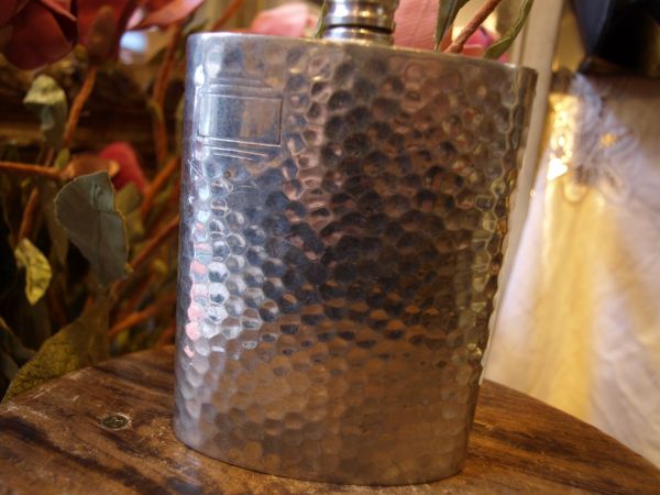 英国製/シェフィールド/スキットル/ヒップフラスコ/8オンス/槌目