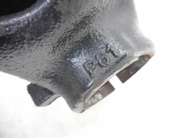 A763 A5C シトロエン DS3 右フロント ハブナックル 送料無料