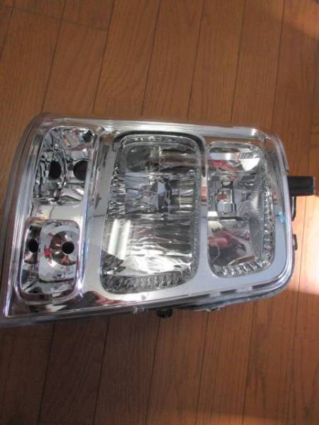 DA64W HID右ヘットランプユニット 中古 DA64W エブリイ ヘッドライト