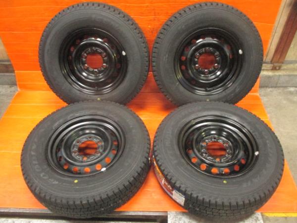 【Y】200系ハイエース純正 新品スタッドレス 195/80R15 107/105