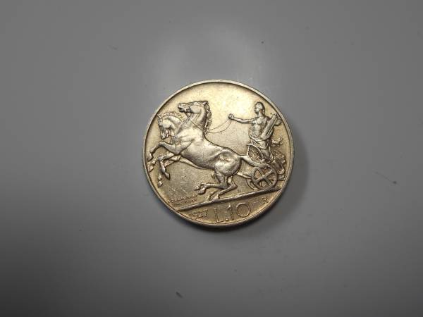 イタリア 1927年 10リラ 銀貨