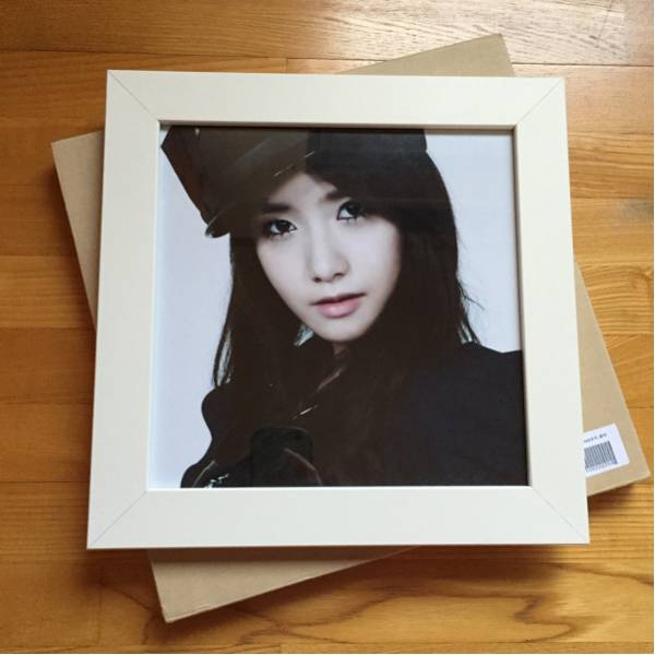 少女時代 ユナ 額縁