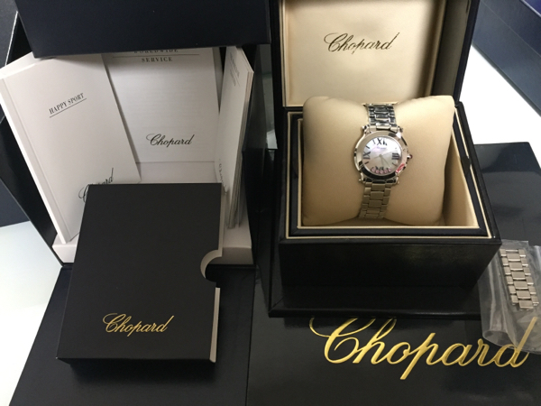 ショパール ハッピースポーツ サファイア5P 時計 ピンクシェル