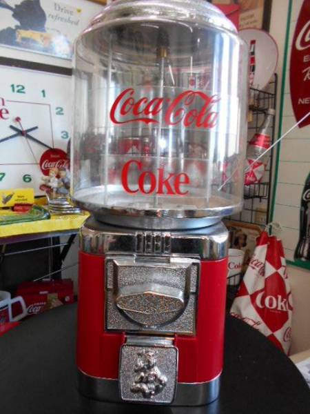 コカ・コーラ　ガムボールマシーン