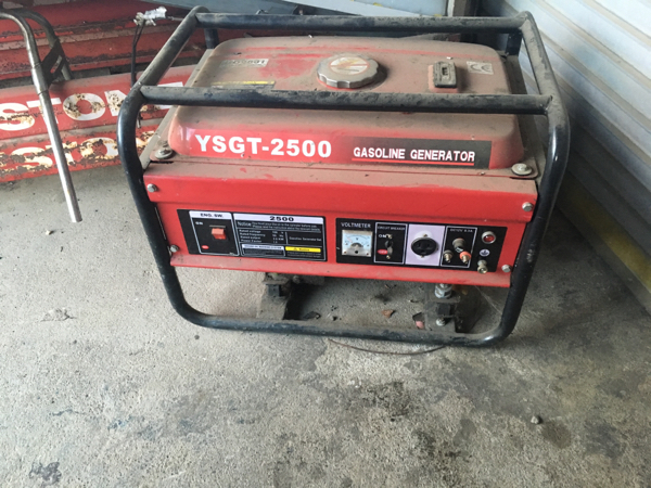 発電機 ！
