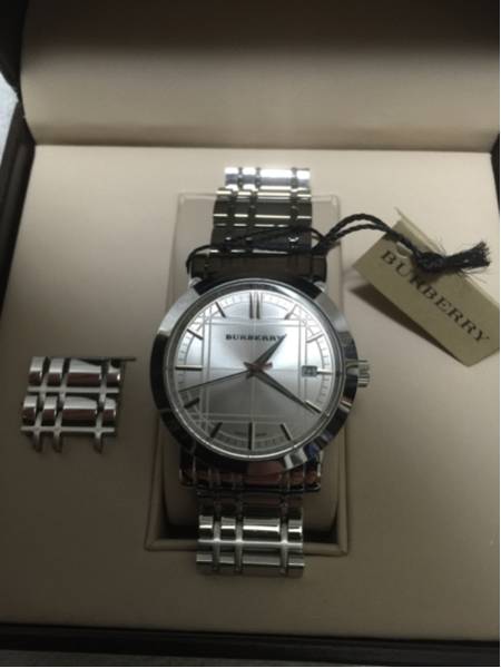 【☆ほぼ未使用美品☆】レア度No.1★バーバリー◆腕時計BU1350◇