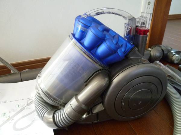ダイソン DC26 サイクロン 掃除機 dyson 日本語取説付 ダイソン 家電 ダイソン DC26 サイクロン 掃除機 dyson 日本語取説付 ダイソン 家電