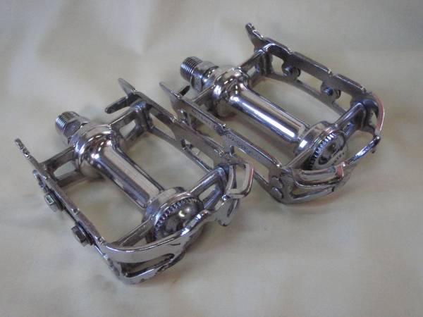 カンパ(campagnolo)レコード.環付.ロードペダル