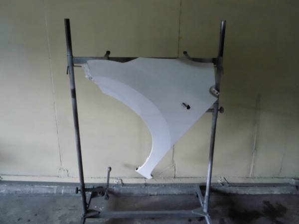 AZワゴン　MJ23S系　純正Fフェンダー　左　白（中古）