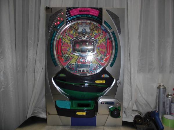 ☆ | フィーバーメガクィーン」の機種詳細 機種コレクション 三共 