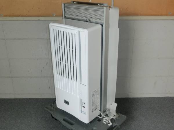 15年】山善 ウィンドエアコン 窓用 WI-A161中古 アルミ枠付き