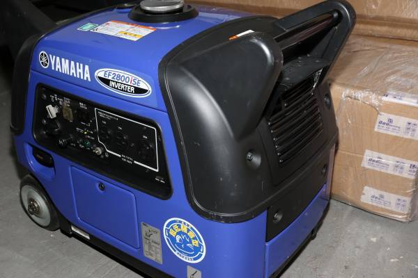 YAMAHA EF2800iSE　中古