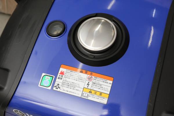 YAMAHA EF2800iSE　中古