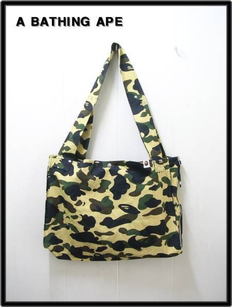 【A BATHING APE エイプ BAPE 猿迷彩ショルダーバッグ バック】