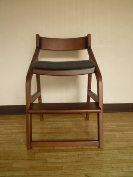 展示現品★適正な姿勢が取れる、疲れにくい★子供チェァーＢＲ