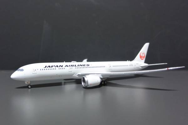新品，定番 1/400 Phoenix JAL 日本航空 Boeing 787-9 JA861J