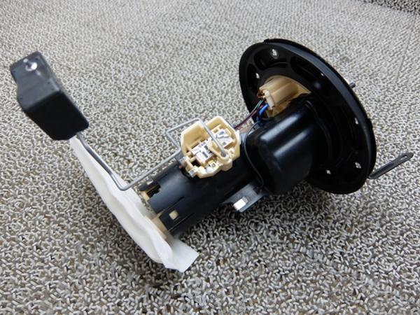 3081・バモス ターボ HM1 HM2 燃料ポンプASSY 17040-S2R-000