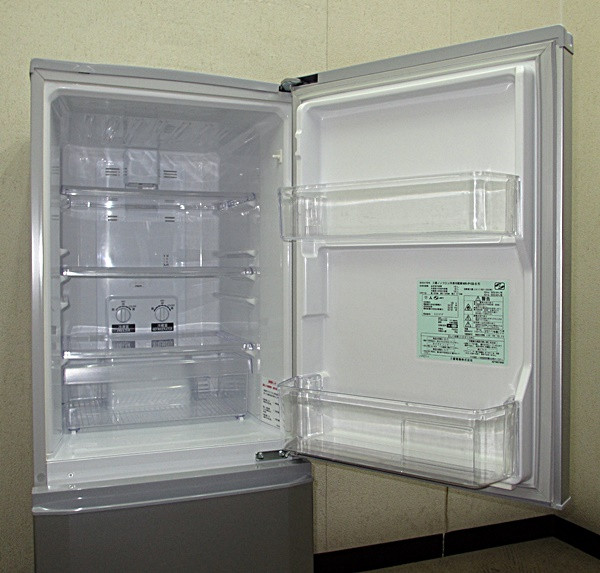 送料無料☆◇中古☆三菱 146L ラウンドカット 2ドア冷蔵庫 MR 送料無料☆◇中古☆三菱 146L ラウンドカット 2ドア冷蔵庫 MR