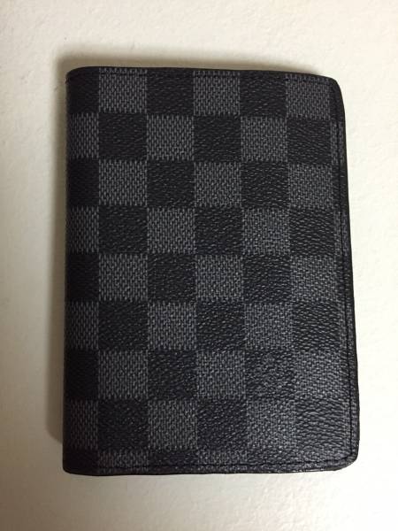 ★超美品★パスポートケース