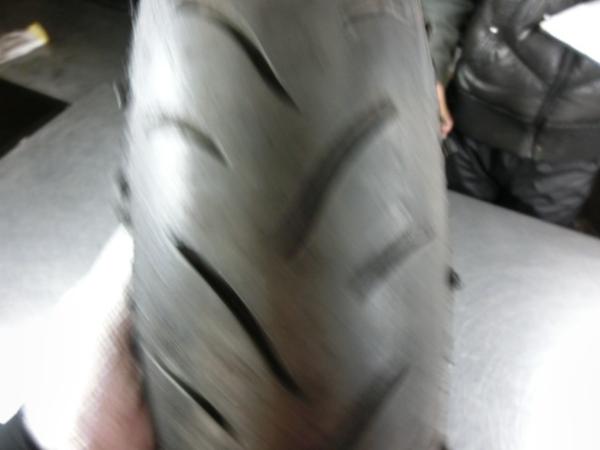 ブリジストン BATTLAX BT016F 120/70ZR17☆バリ山