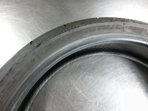 ブリジストン BATTLAX BT016F 120/70ZR17☆バリ山