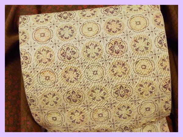 ◇衣紋屋◇8682 名古屋帯 段縞文様 正絹 ベージュ ☆気品あり☆