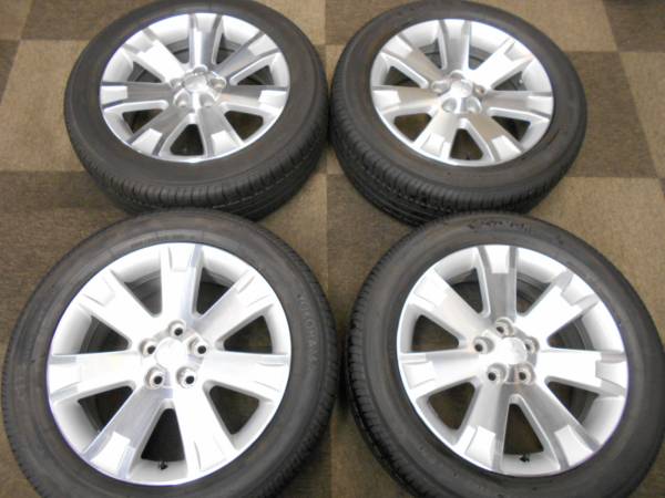 中古良品 デリカD5 純正 225/55R18 ばり山中古タイヤ4本セット 【公式