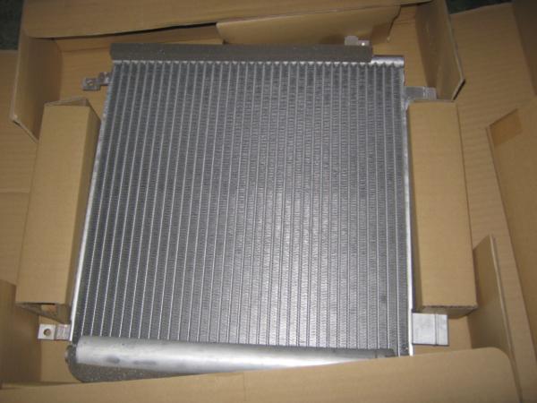 スズキアルトラパン HE21S系用 クーラーコンデンサー 新品