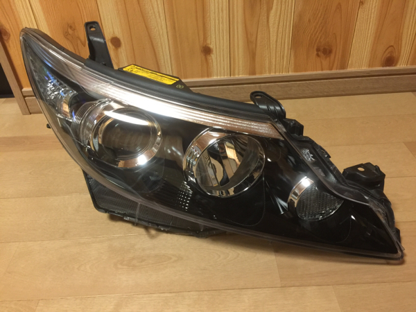 エスティマ アエラス ACR50 後期 ヘッドライト 右側