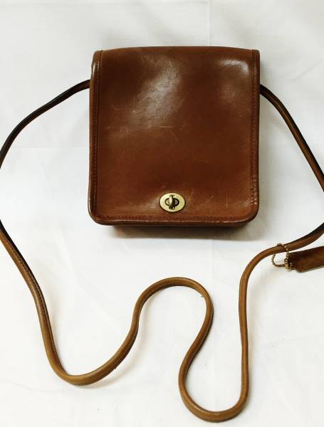 COACH コーチ オールレザー ショルダーバッグ 茶 本革 キャメル 