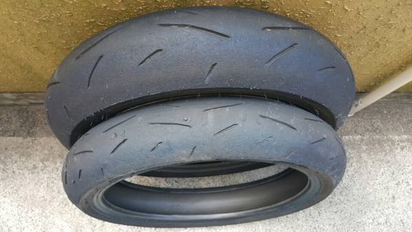 送料込みDUNLOP α13SP 中古　前後セット ダンロップ α13sp 前後セット DUNLOP 110⁄70-17 110⁄70 α13SP 2026年最新
