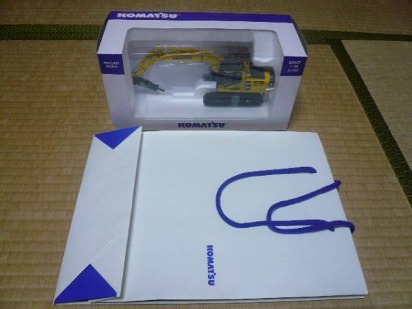 KOMATSU 　PC210LC-10 ★ブレーカー★　おまけ！！