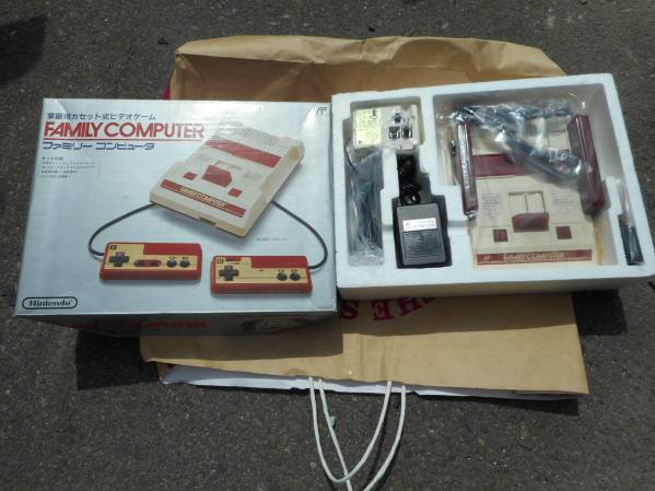 ファミコン本体新品未使用 ニンテンドー