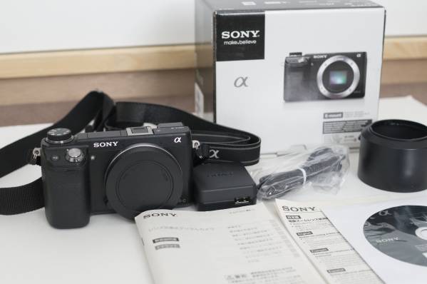 SONY ミラーレス一眼 NEX-6 ボディ　おまけ＋１バッテリー付き