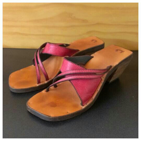 ユッタニューマン B7 レザー サンダル 検)ビルケンシュトック