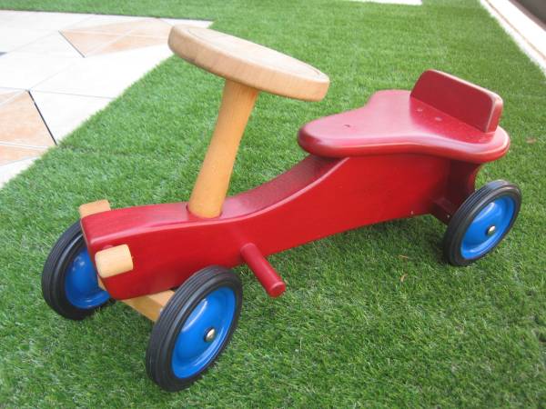 ☆Lautenbachドイツ希少なベビー車☆木製検)ボーネルンド北欧赤 ☆Lautenbachドイツ希少なベビー車☆木製検)ボーネルンド北欧赤