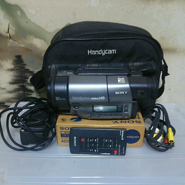 SONY Handycam video Hi8 (CCD―TR3000) ジャンク品 中古品SONY 【公式