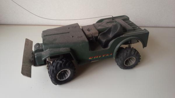 ラジコンカー　ジャンク