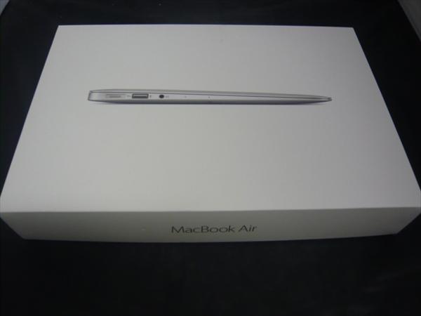 中古品 Apple MacBook Air Early 2014 MD711J/B BTO 中古品〕 MacBook