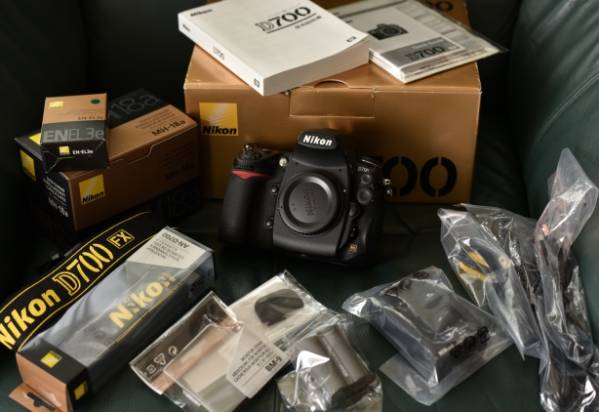 ニコン D700 - 一眼レフカメラ 2026年最新Yahoo!オークション D700付属 
