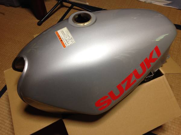 ○GSX1100S タンク カタナ GSX750S 刀 シルバー○ GSX1100Sカタナ用