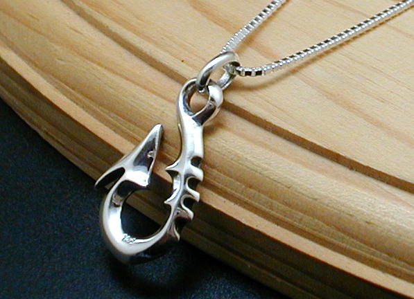 幸福を釣り上げる 釣り針ネックレスpg094vt シルバー925 シルバー 売買されたオークション情報 Yahooの商品情報をアーカイブ公開 オークファン Aucfan Com 幸福を釣り上げる 釣り針ネックレスpg094vt シルバー925 シルバー 売買されたオークション情報 Yahooの商品情報をアーカイブ公開 オークファン Aucfan Com