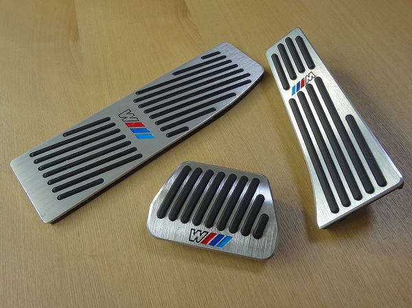 1円◆BMW E46E81E83E87E89E90E92E93E60E65アルミペダル ビス不要