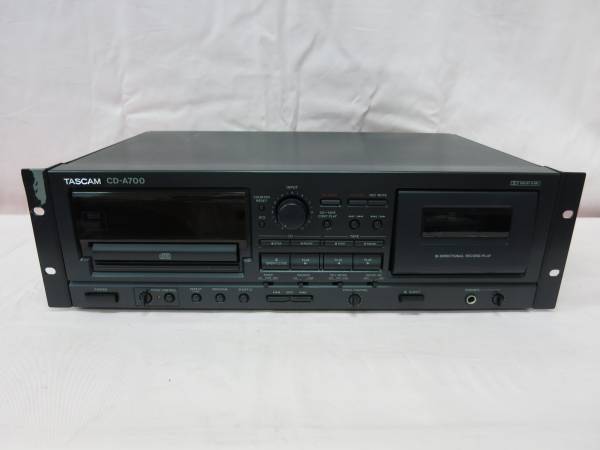 【#A836】TASCAM：CD-A700 CD/カセットデッキ［中古難有]