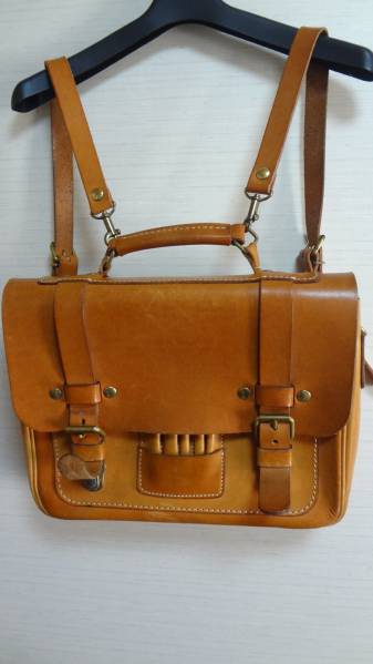 HERZヘルツ☆本革レザー3Wayバッグ ハンド/ショルダー/リュック