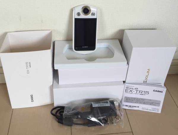 大人気　CASIO カシオ　EX-TR15