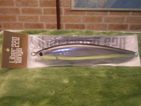 リベルタンゴ220　新品　カーペンター　ダイワ